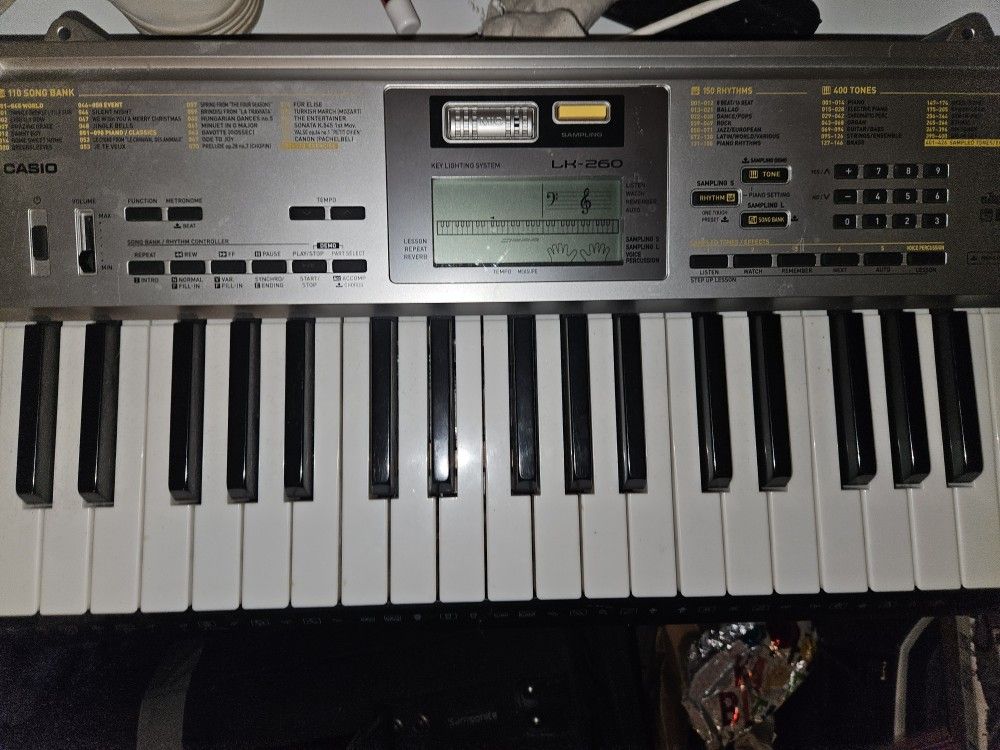 Casio Keyboard Lk 260 for Sale in Phoenix AZ OfferUp