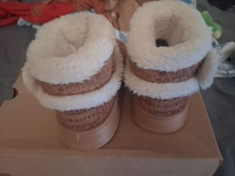 Kids hello kitty boots