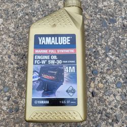 Yamalube  FC-W 5-30 Marine Oil.