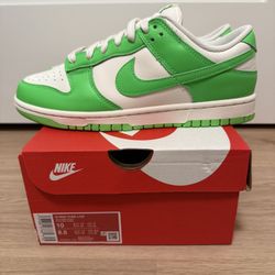 Nike Dunk Low “Green Strike” Women’s Size 10 / Men’s Size 8.5 HV0842-133