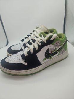 Air Jordan 1 Low SE Floral Vines Sneakers