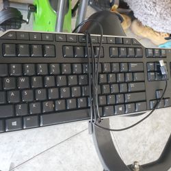 MOUSE,KEYBOARD AND SOME LAPTOP CHARGERS