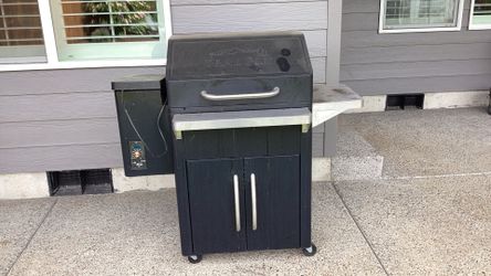 Traeger silverton edition
