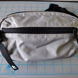 tomtoc, Light Grey, Sling Bag (Local Pickup)