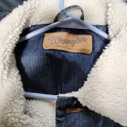 Wrangler Jacket XL 25$