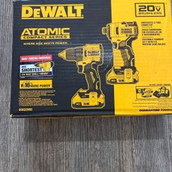 Dewalt   Drills Set Atomic  Compact Series. Model DCK225D2