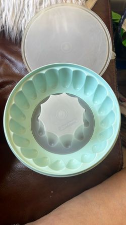 Tupperware jello mold vintage