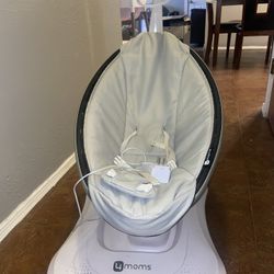 4 Moms Mamaroo 4