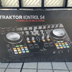 Tractor Kontrol S4