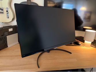 4K 27" Phillips monitor