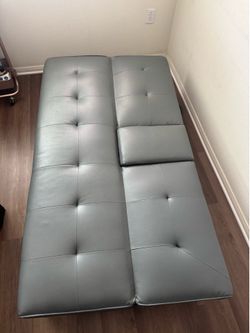 Gray futon