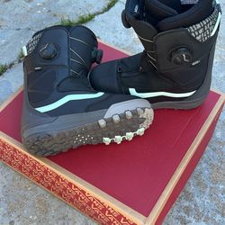 Vans Snowboard Boots