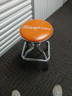 Snap-on Stool 