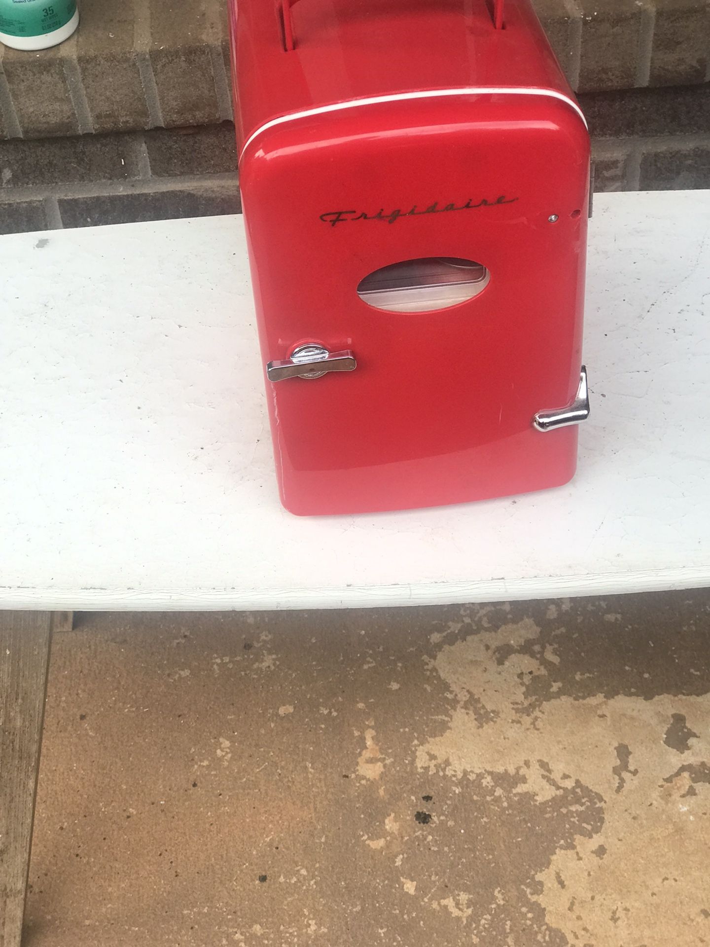 Frigidaire Portable Mini Refrigerator