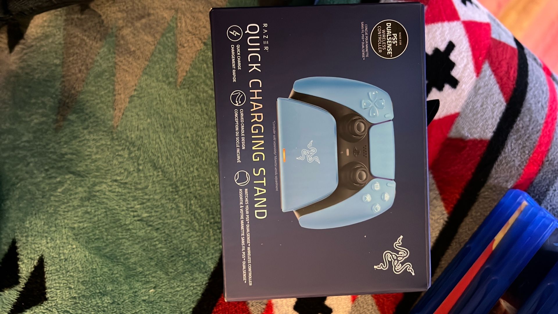 RAZER QUCK CHARGING STAND FOR PS5 CONTROLLERS