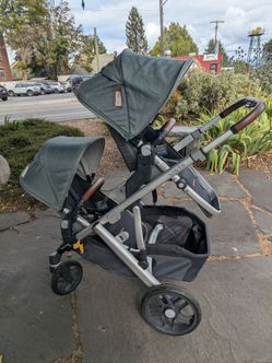 UPPAbaby Vista V2 double stroller single plus RumbleSeat
