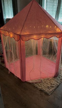 Princess castle playhouse tent