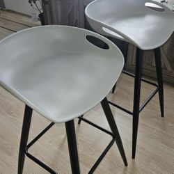 Set of 2 Bar Stools, 32.3-inch Simple Modern Style High Counter Stool with Low Backrest & Footrest & Metal Legs & PP Seat, Portable Barstools for Kitc