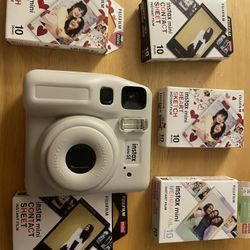 New Mini Se Beige with Two Film Packs!