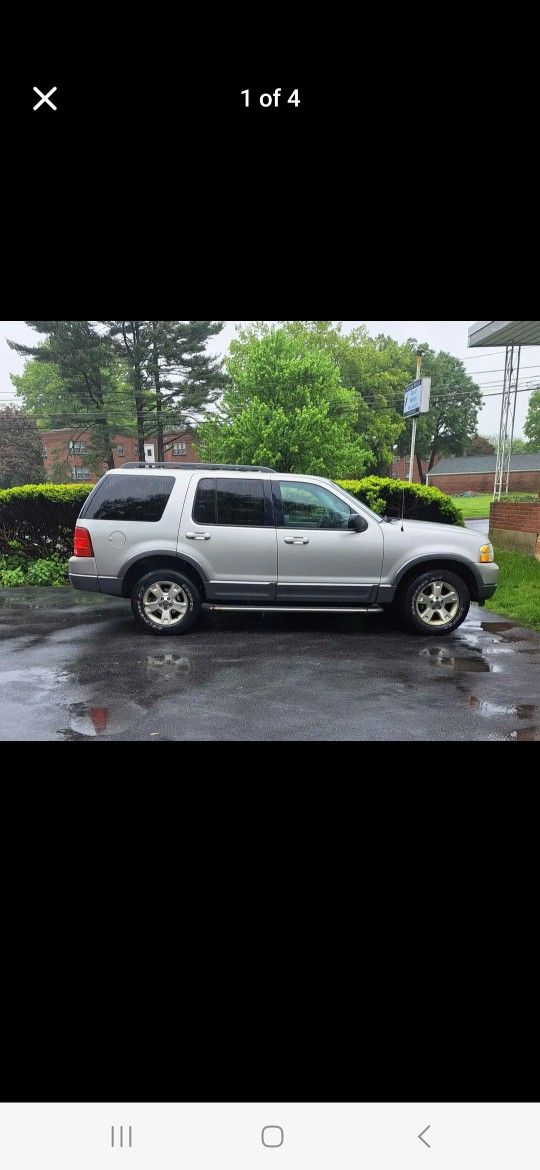2003 Ford Explorer