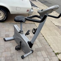 Upright exercise bicycle working
