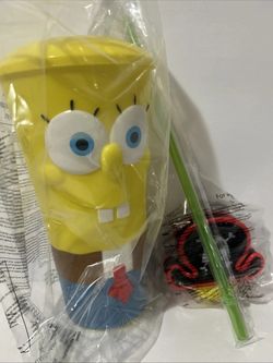 The SpongeBob Movie 2025 AMC SpongeBob Grippr Cup with Pirate Hat Topper & Straw N0 Deliever