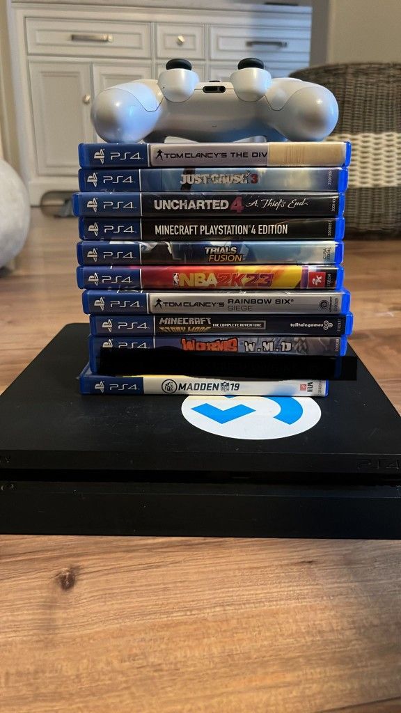 PS4 With Games