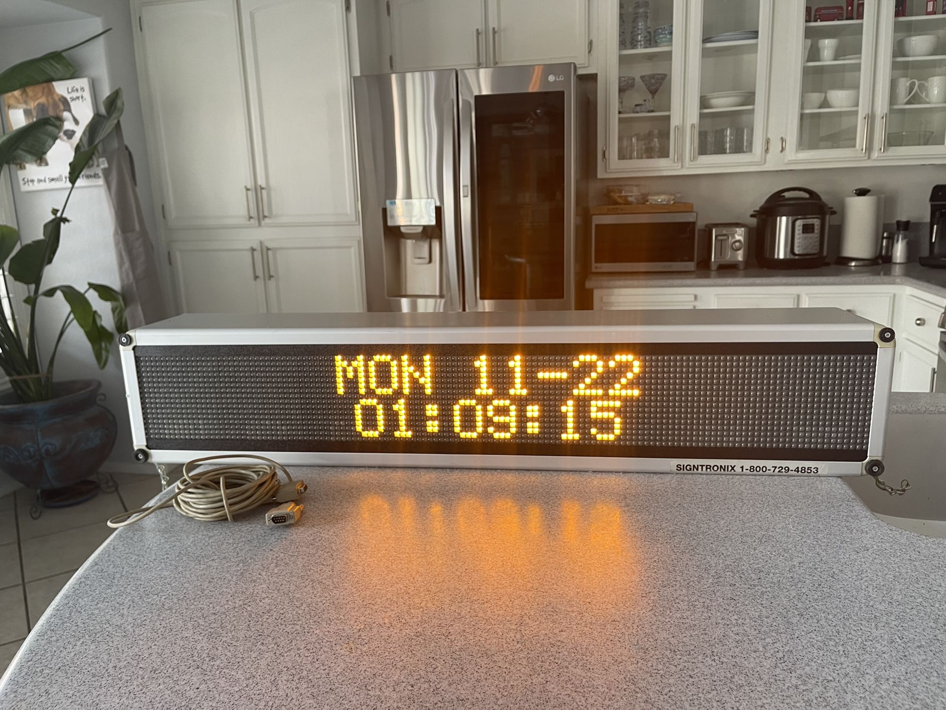 LED SHOP SIGN Signtronix LED2 Shop Indoor Programmable Sign
