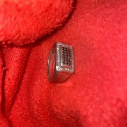 .925 STERLING SILVER DIAMOND RING