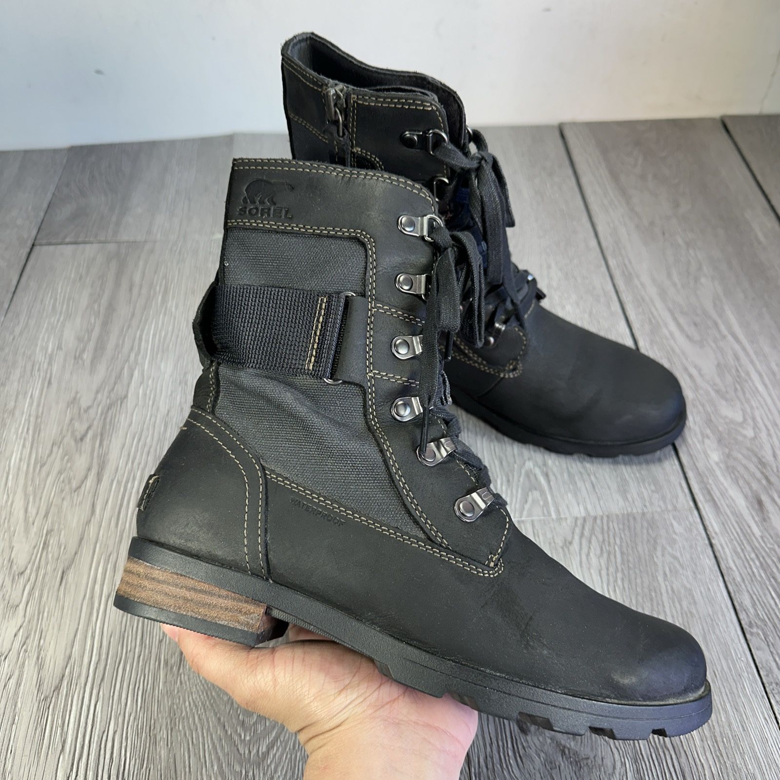 Sorel Emelie Conquest Black Lace Up Waterproof Boots Women Size 7.5