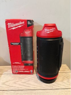 M12 12-Volt Lithium-Ion Cordless Bluetooth Jobsite Speaker with PACKOUT Compatibility