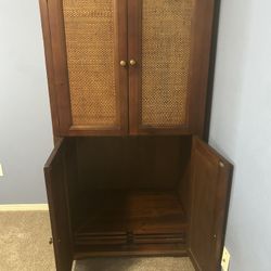 Armoire $20, Very Solid, Heavy, Must Be Able To Bring Help To Carry It Down Stairs With A Corner