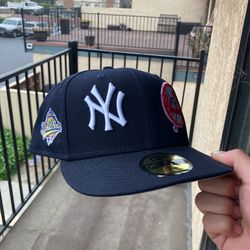 YANKEES CAP WITH PATCHES