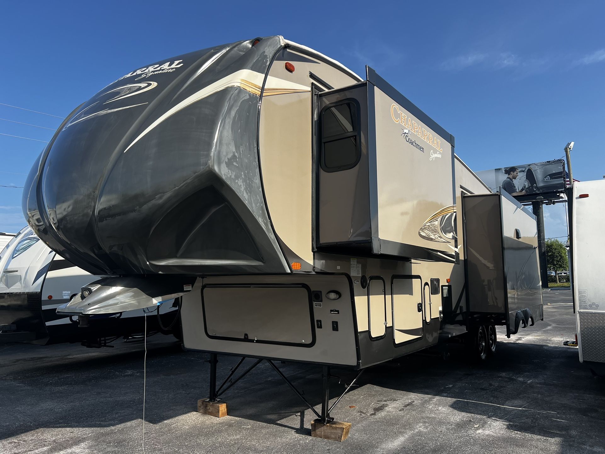 2015 Coachmen Chaparral 343RLTS