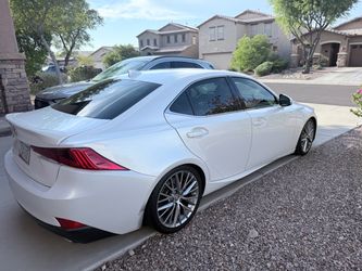 2018 Lexus IS 300