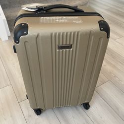 Kenneth Cole Suitcase Gold Champagne