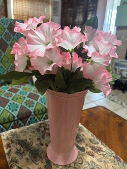 Beautiful Flowers Arrangement With  Artificial Flowers; 15 inches tall