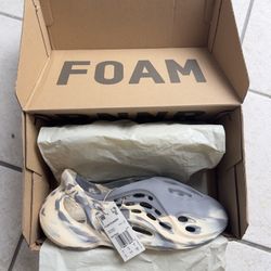 Adidas Runner Foam Runner Size 12