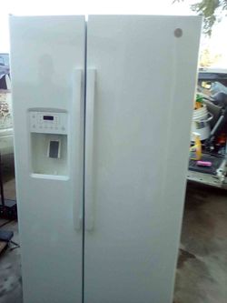 GE Refrigerador  side by side