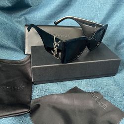Yves Saint Laurent Square Sunglasses Oversized Black
