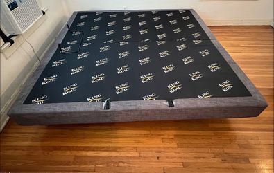 King Koil queen Size Box Spring Foundation
