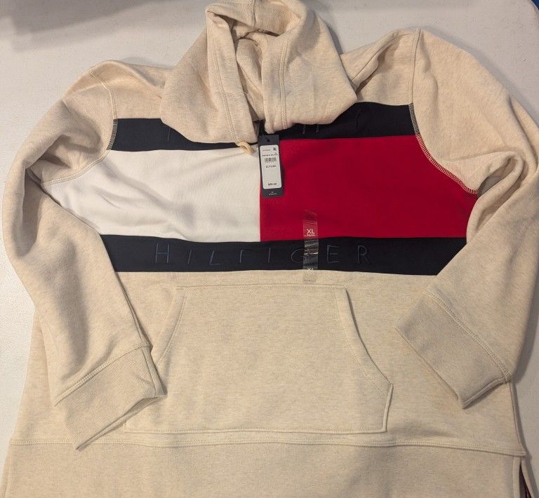 *NEW* Women's Xlarge Tommy Hoodie