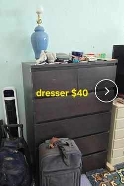Dresser