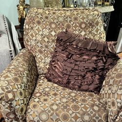 Recliner Sofa Chair With Pillow