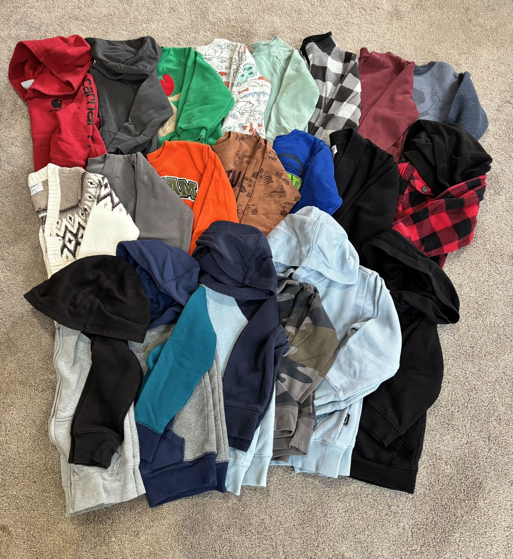 Sweatshirts/ Sweaters Size 4t