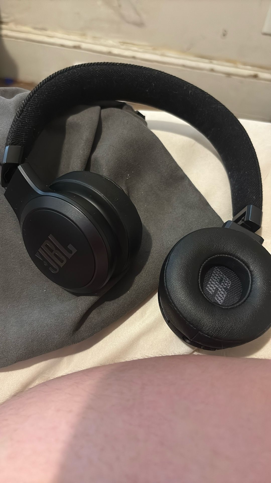 JBL