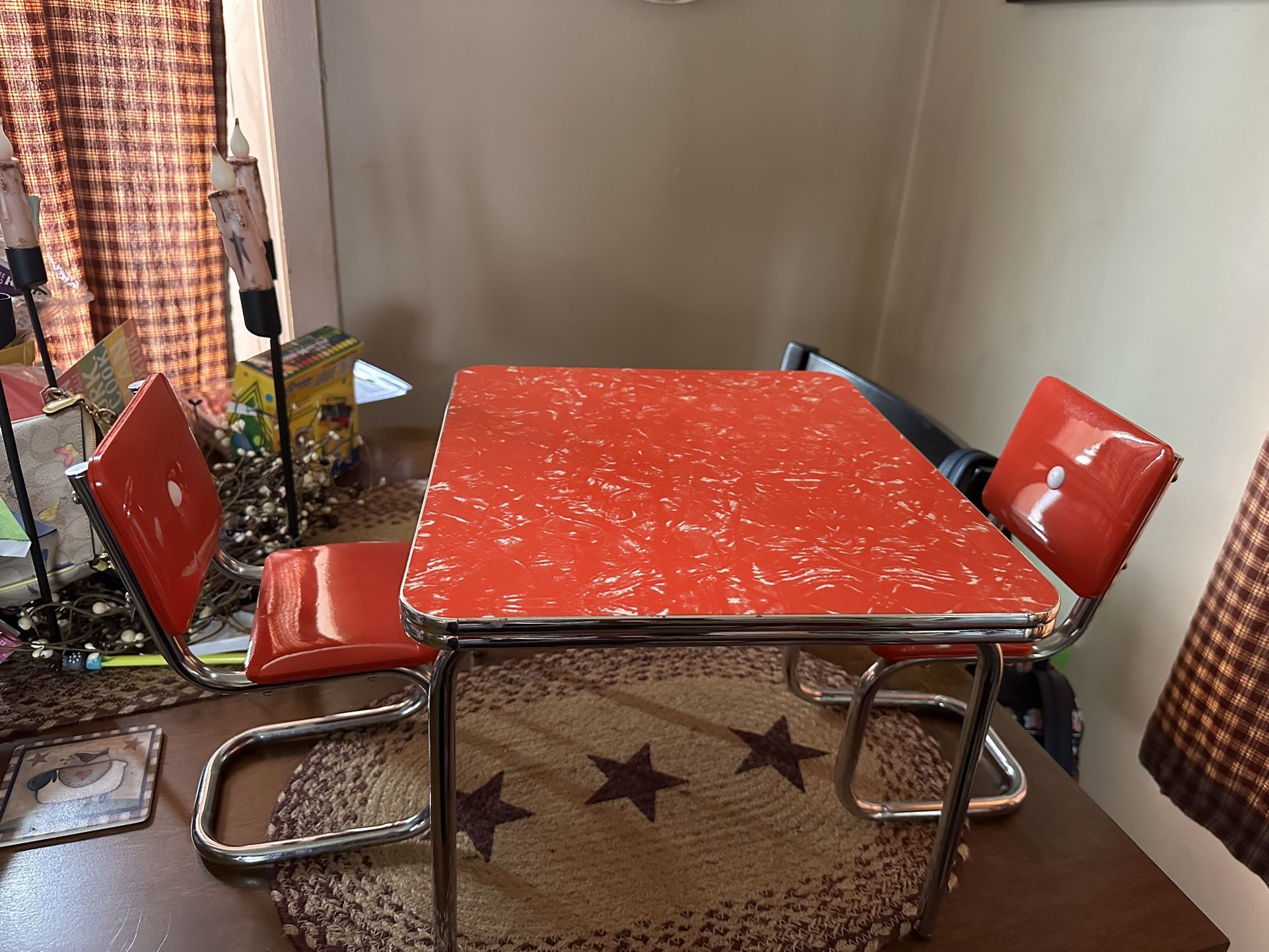 American Girl Doll Table And Chairs (Molly’s