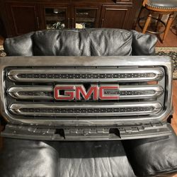 GMC Grille 