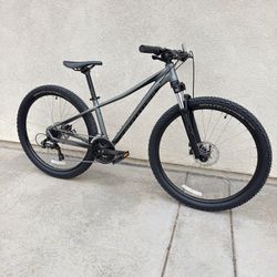 Specialized Pitch 27.5" Mountain Bike | Small (S) | Shimano 16-Speed | Disc Brakes | Gray