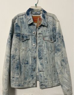 Levi's Men's Trucker Jacket – Acid Wash Light Denim – Size M (New w/ Tags)